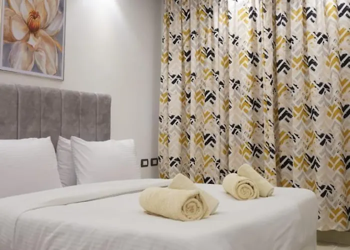 Apartment Luxury Two Bedroom In Delta